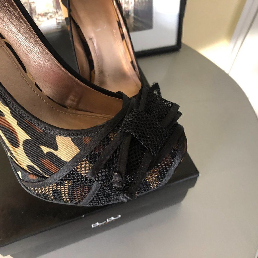 BCBG Paris Phynia Leopard Pump‎ - Picture 9 of 10